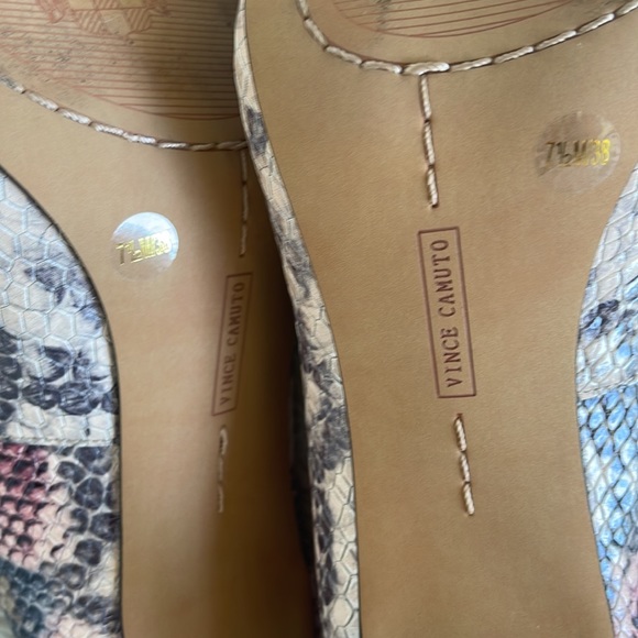 Vince Camuto Snake Heels Size 7.5 M 38 - Picture 7 of 11